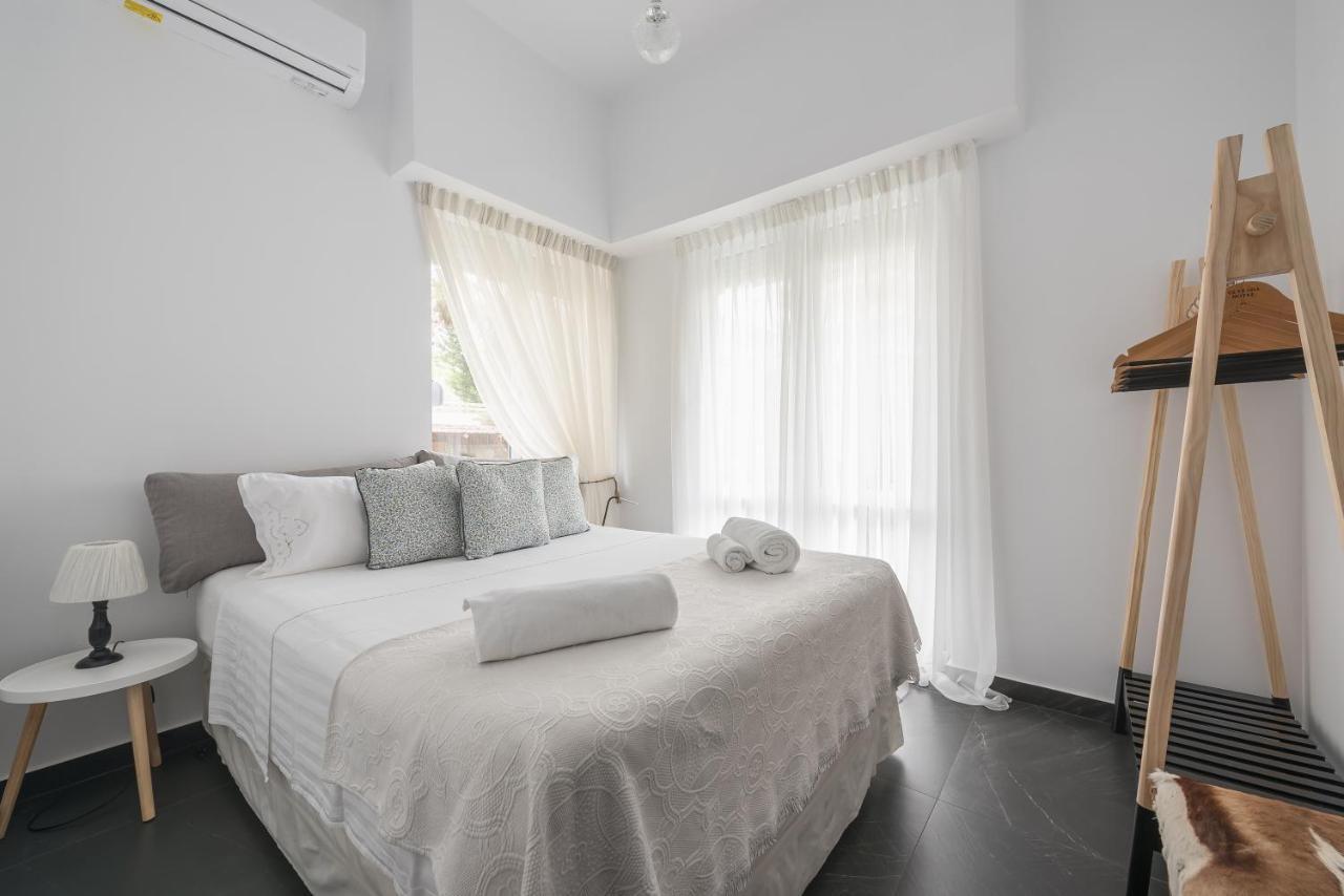 Garden Villa Glyfada Athena Bagian luar foto