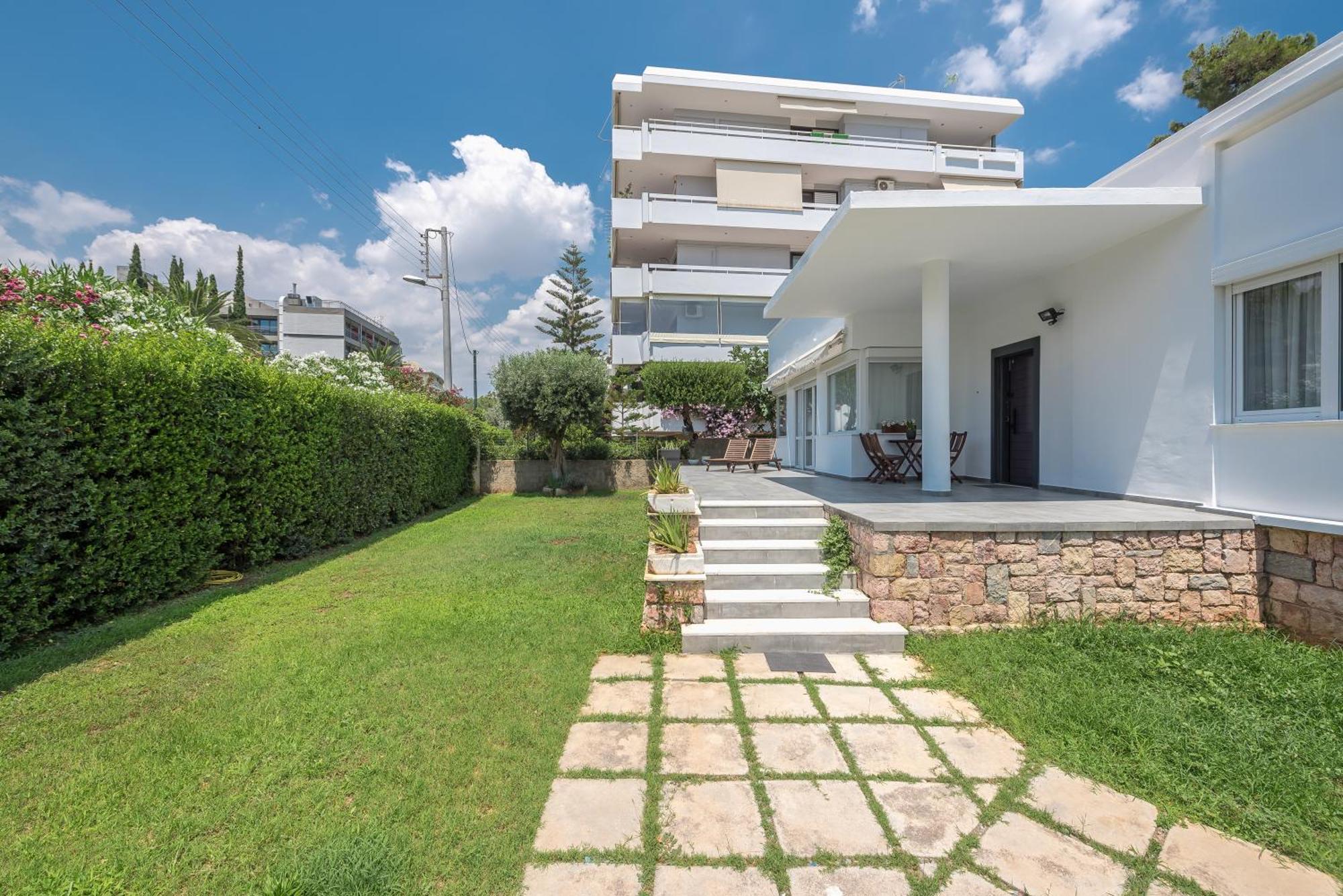 Garden Villa Glyfada Athena Bagian luar foto