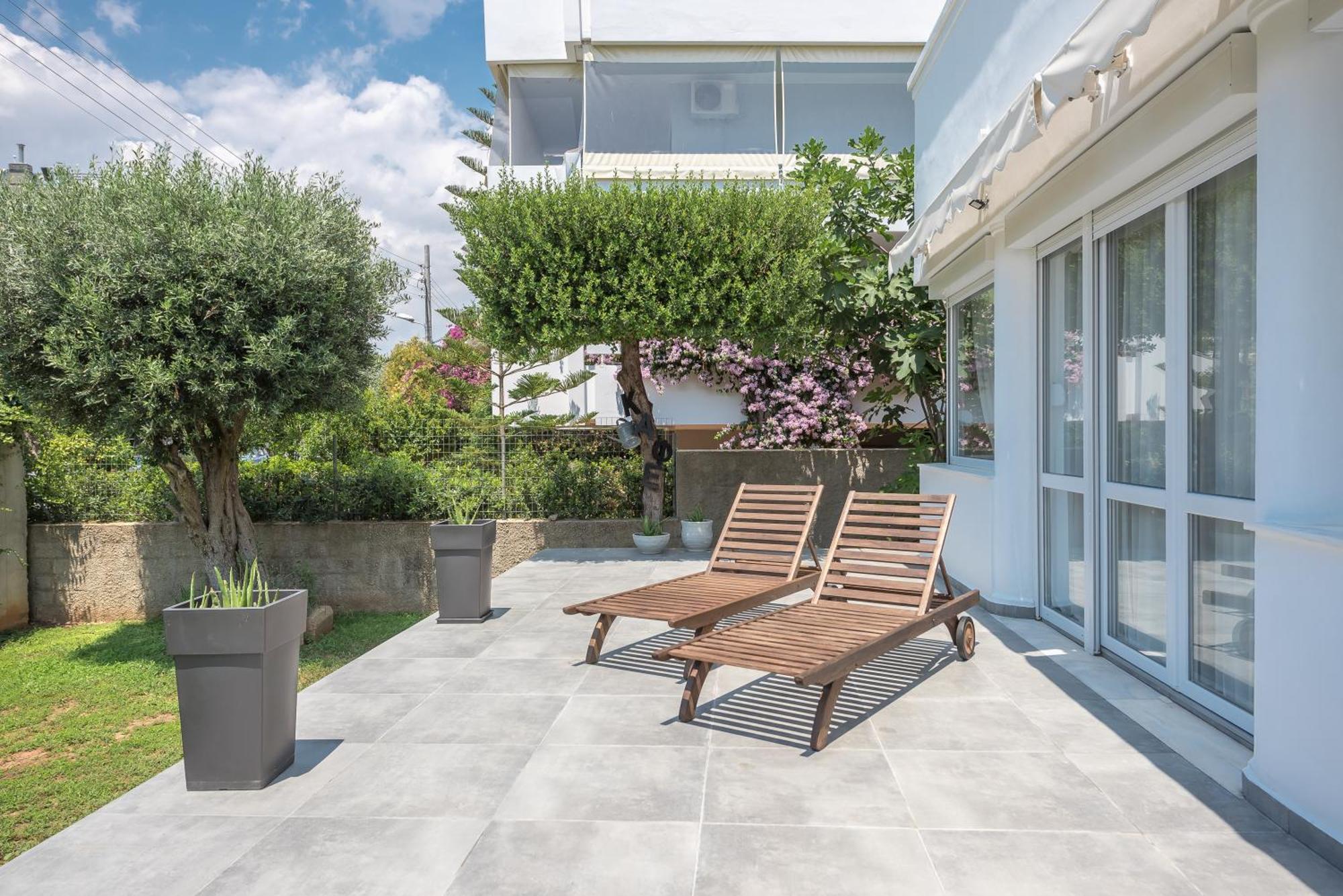 Garden Villa Glyfada Athena Bagian luar foto